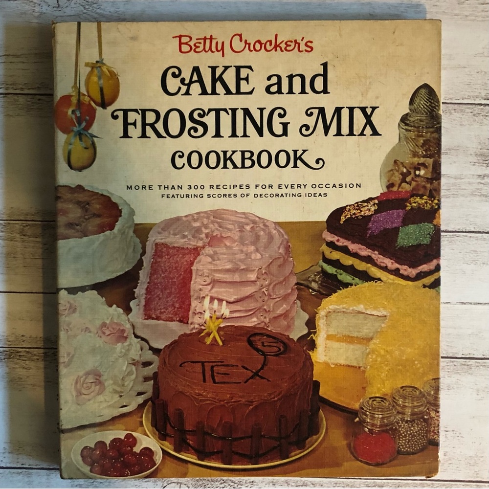 Vintage Mid Century 1966 1st Edition Betty Crocker Cake & Frosting Mix Cookbook